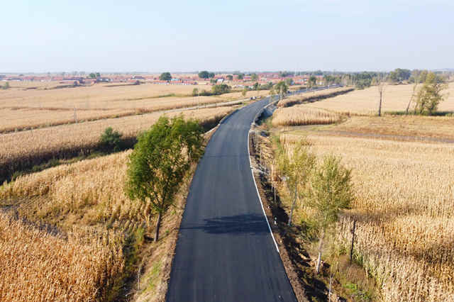 榆樹(shù)公路_副本.jpg